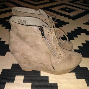 Just Fab ankle boots